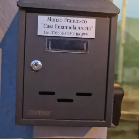Casa Emanuela 2 公寓