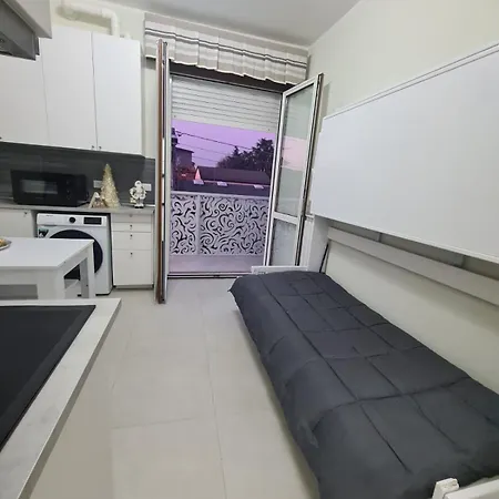 Casa Emanuela 2 公寓 *