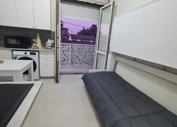 Casa Emanuela 2 アパート *