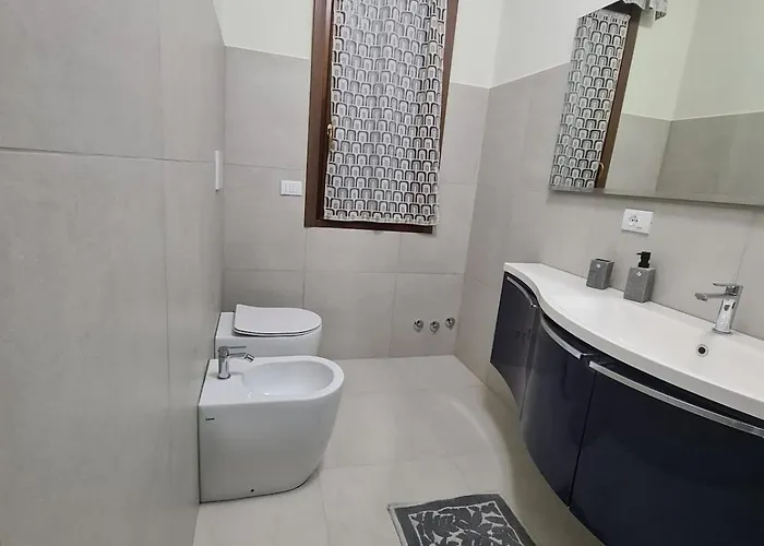 公寓 Casa Emanuela 2 *